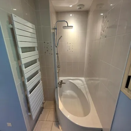 Moderne 3 * Vitrac (Dordogne)